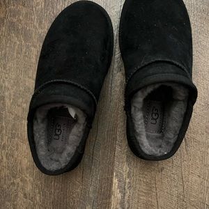 UGG Black slides home slippers